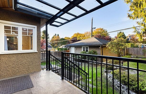 3895 W 23rd Avenue Dunbar