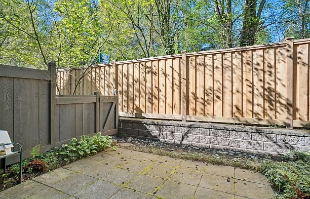 7411 Columbia Street South Cambie