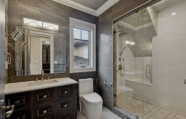 1189 W 32nd Avenue Shaughnessy