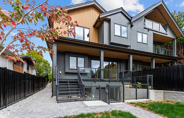 2022 Nanton Avenue Quilchena