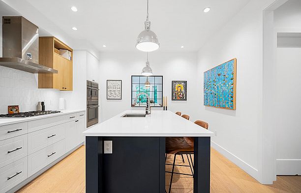 3530 W 43rd Avenue Southlands