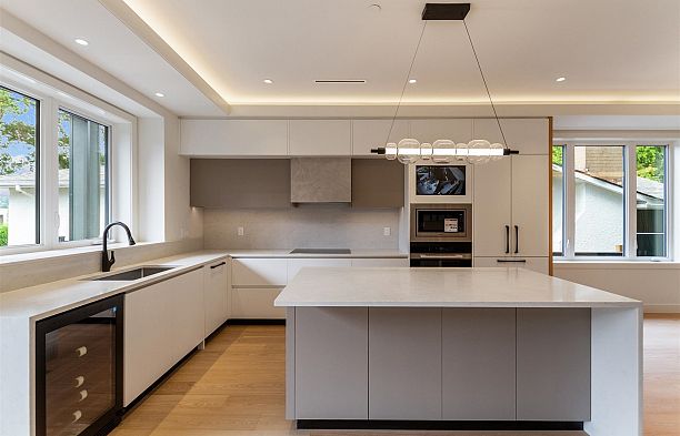 2022 Nanton Avenue Quilchena