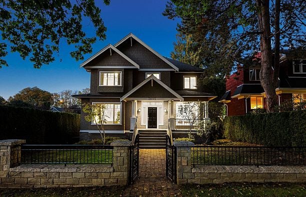 3895 W 23rd Avenue Dunbar