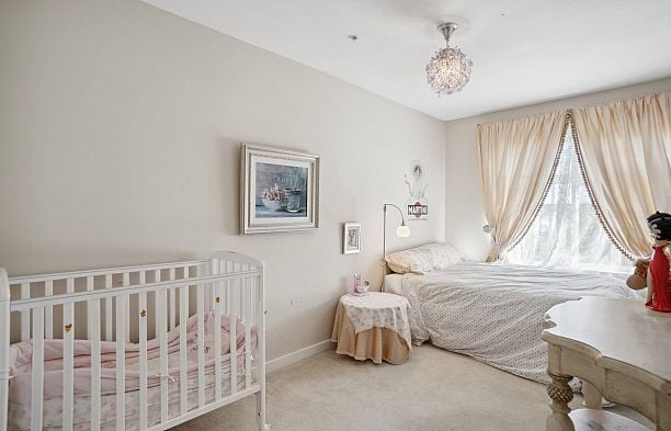 7411 Columbia Street South Cambie