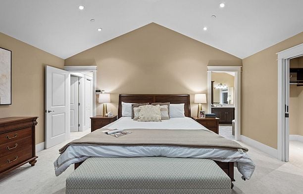 3895 W 23rd Avenue Dunbar