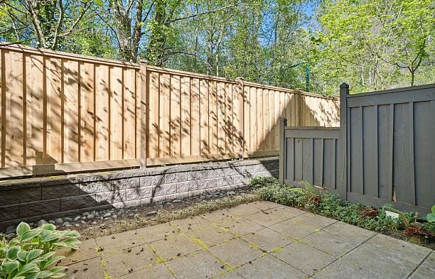 7411 Columbia Street South Cambie