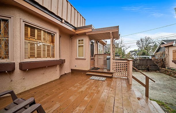 3537 W 31st Avenue Dunbar