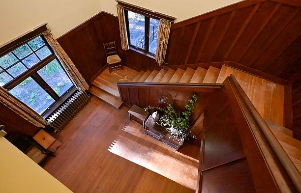 6376 Collingwood Street Southlands