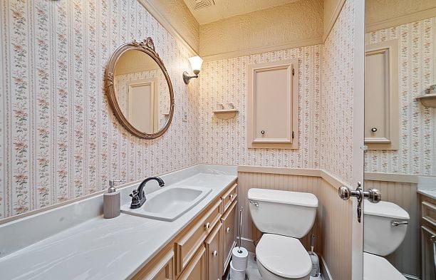 3537 W 31st Avenue Dunbar