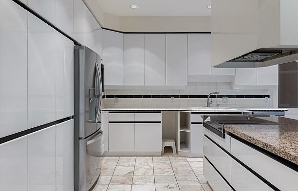 3445 Osler Street Shaughnessy