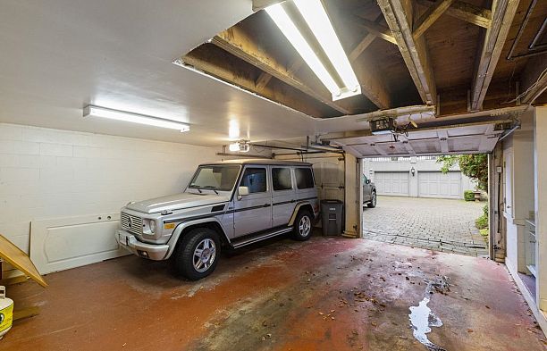 3445 Osler Street Shaughnessy