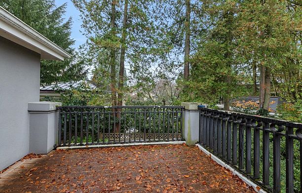 3445 Osler Street Shaughnessy