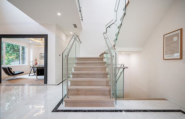 1203 W 38th Avenue Shaughnessy