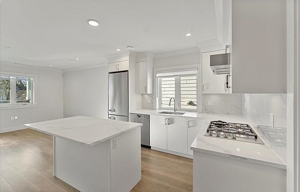 2227 W 16th Avenue Kitsilano