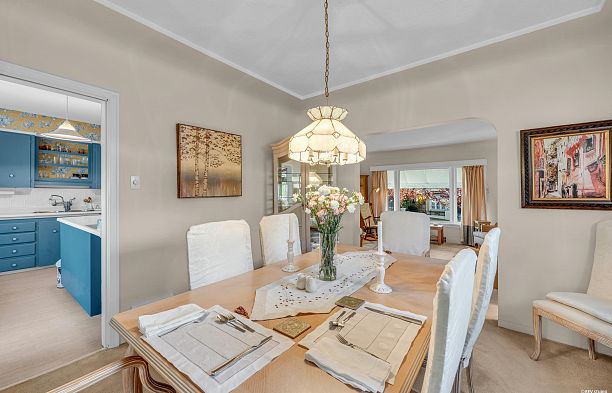 2225 W 22nd Avenue Arbutus