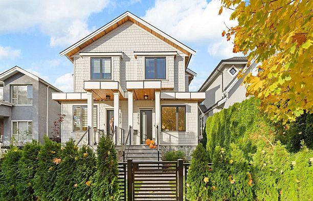 2815 W 19th Avenue Arbutus