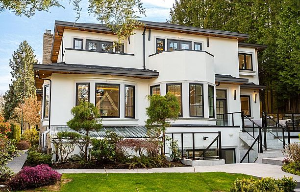 1203 W 38th Avenue Shaughnessy