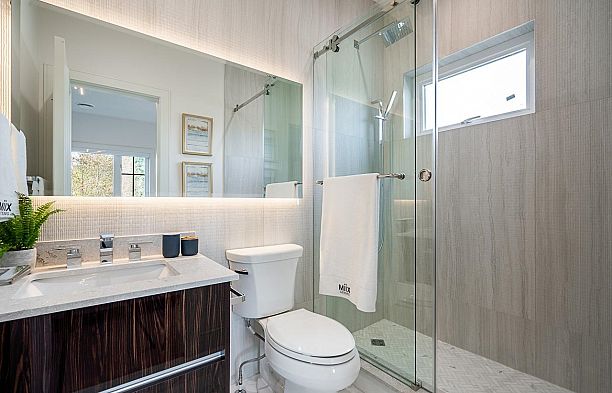 1203 W 38th Avenue Shaughnessy