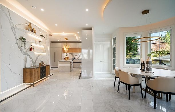 1203 W 38th Avenue Shaughnessy