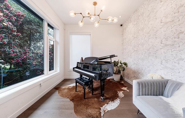 3781 W 24th Avenue Dunbar