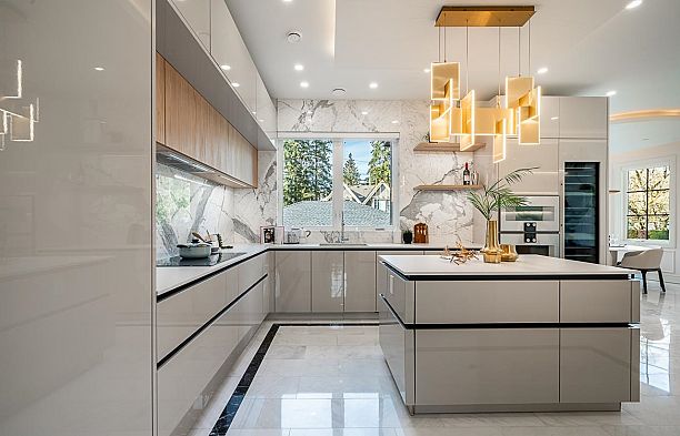 1203 W 38th Avenue Shaughnessy