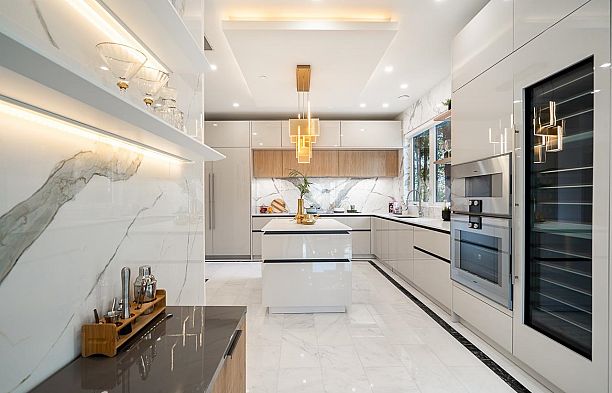 1203 W 38th Avenue Shaughnessy