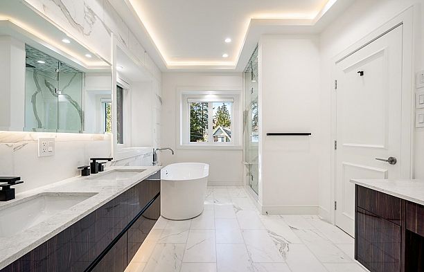 1203 W 38th Avenue Shaughnessy