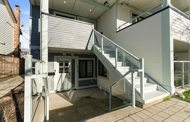 2229 W 16th Avenue Kitsilano