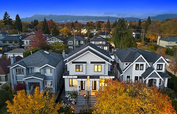 2815 W 19th Avenue Arbutus