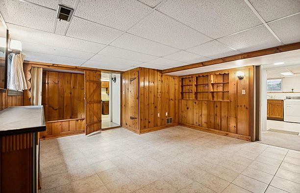 5525 Crown Street Dunbar