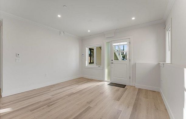 2229 W 16th Avenue Kitsilano