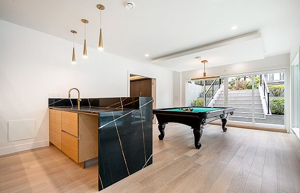 1203 W 38th Avenue Shaughnessy