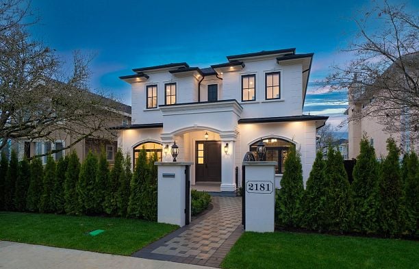 2181 W 20th Avenue Arbutus