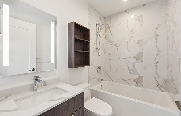 7855 Ontario Street Marpole