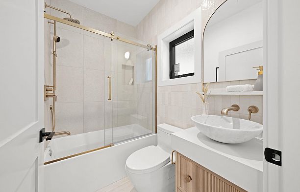 2791 W 21st Avenue Arbutus