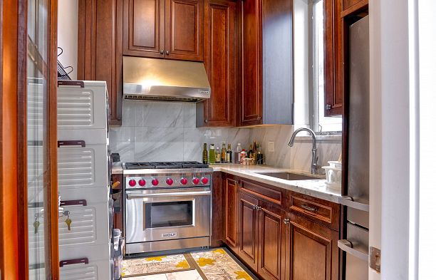 2237 W 37th Avenue Quilchena