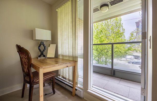 205 638 W 45th Avenue Oakridge VW