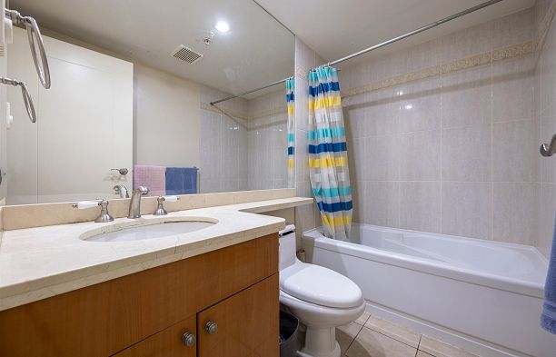 205 638 W 45th Avenue Oakridge VW