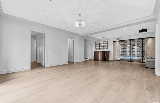 2328 Mcbain Avenue Quilchena