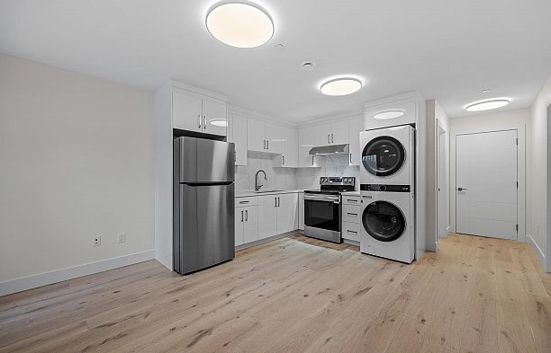 6011 Fremlin Street Oakridge VW