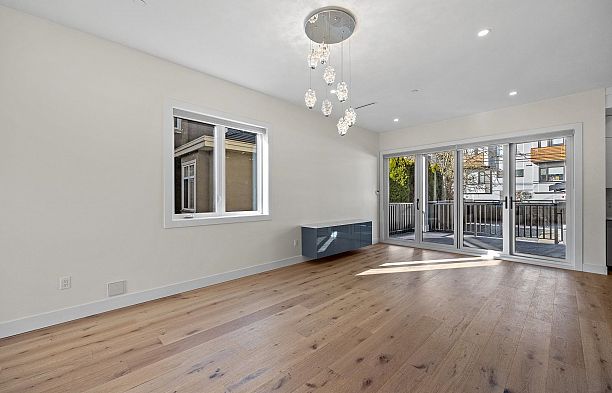 6011 Fremlin Street Oakridge VW