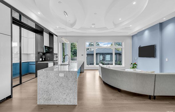 2328 Mcbain Avenue Quilchena