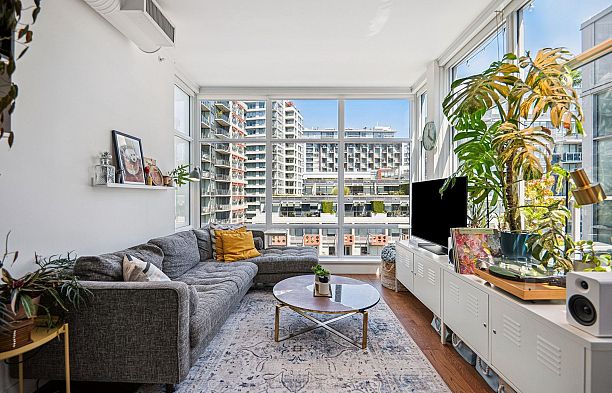 713 108 E 1st Avenue Mount Pleasant VE