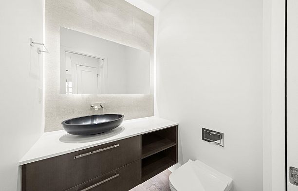 504 6168 East Boulevard Kerrisdale