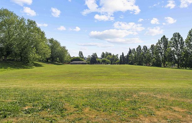 7605 Yukon Street Marpole