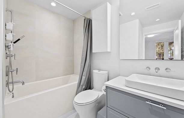 7605 Yukon Street Marpole