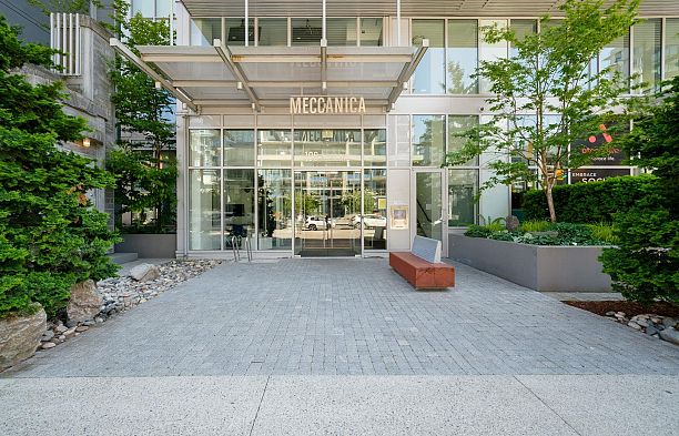 713 108 E 1st Avenue Mount Pleasant VE