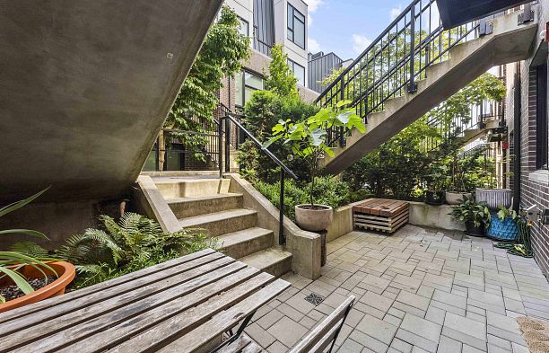 7605 Yukon Street Marpole