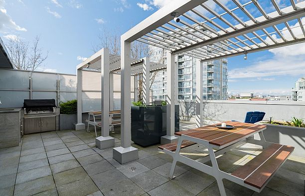 713 108 E 1st Avenue Mount Pleasant VE