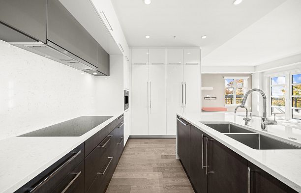 504 6168 East Boulevard Kerrisdale